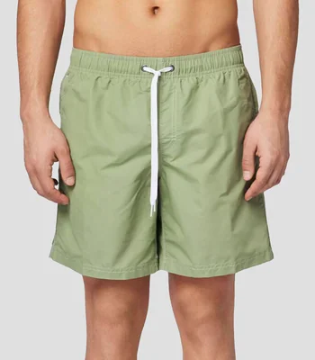 Traje de baño corto liso hombre