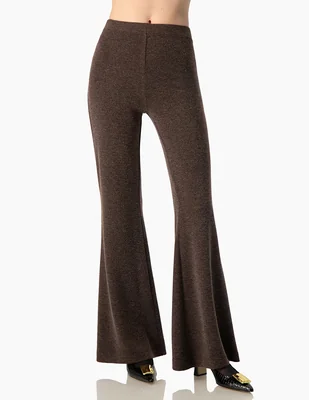 Pantalón acampanado para mujer
