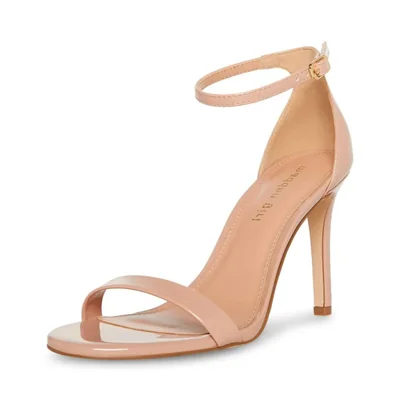 Sandalia Steve Madden Brazen color nude oscuro con charol talla 10