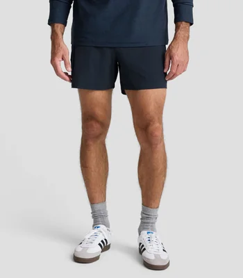 Short para correr liso Hombre