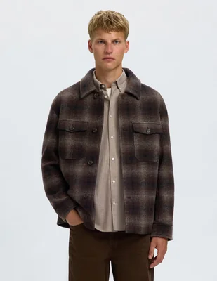 Chamarra casual con bolsillos para hombre