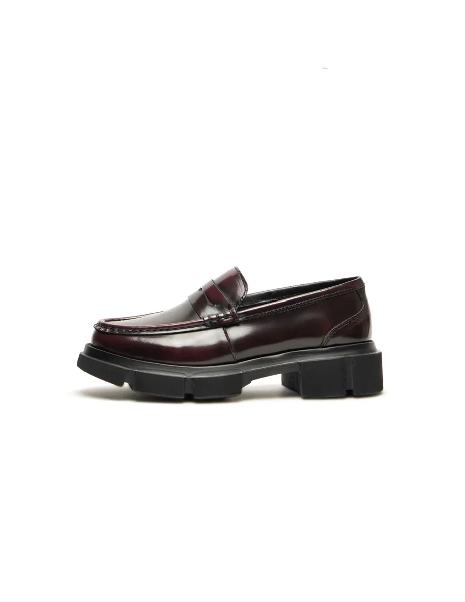 Mocasín de piel para mujer