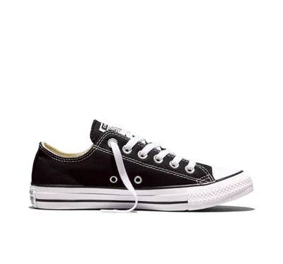 Zapatilla Converse Chuck Taylor All Star negra talla mediana