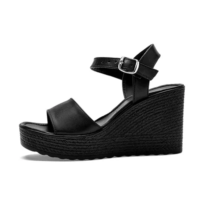 Sandalia cuña para Mujer marca Queen Negro cod. 140786