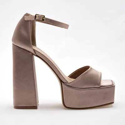 Zapatilla para Mujer marca D'Cristian Beige cod. 117596
