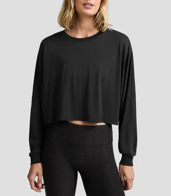Playera cuello redondo manga larga lisa Mujer