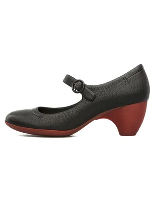 Zapatilla de piel lila