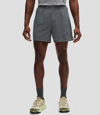 Short para entrenamiento liso Hombre