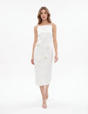 Vestido midi de fiesta escote medio
