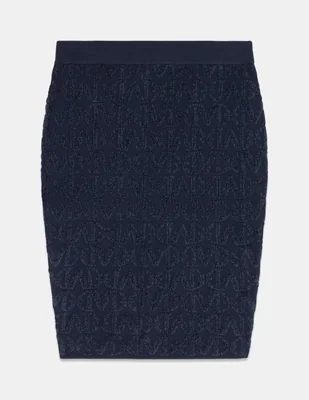 Falda mini a la cadera