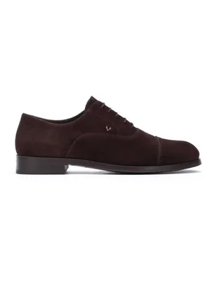 Zapato cerrado para hombre