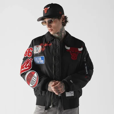 Chamarra CWU 45/P Chicago Bulls Alpha Industries X NBA Negro