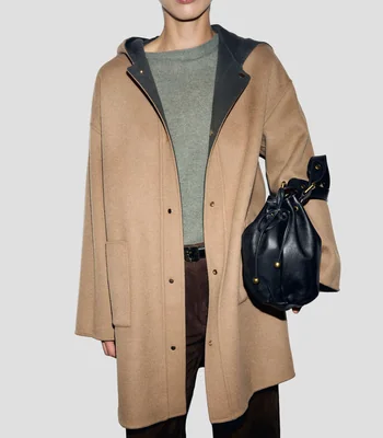 Abrigo midi con botonadura Mujer