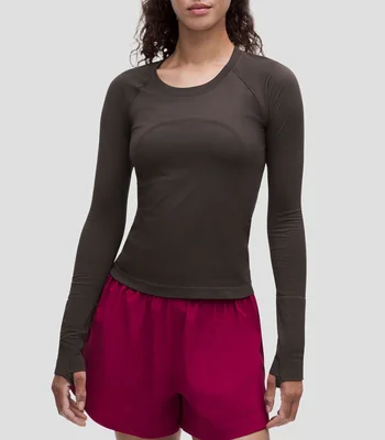 Playera para Correr Manga Larga Swiftly Tech 2.0, Mujer
