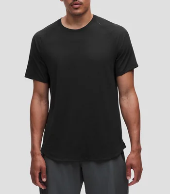 Playera para Entrenar Manga Corta License to Train lisa Hombre