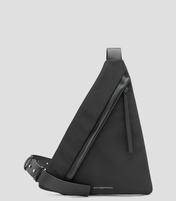 Bolsa Crossbody triangular lisa Mujer