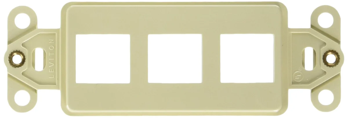 Inserto De Pared Leviton Quickport Decora Ivory 3 Puertos - Venta Internacional.