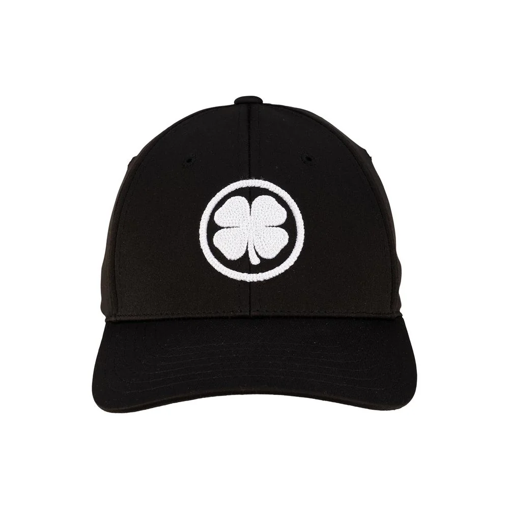 Gorra Black Clover Lucky Stitch 2 Negra Ajustable