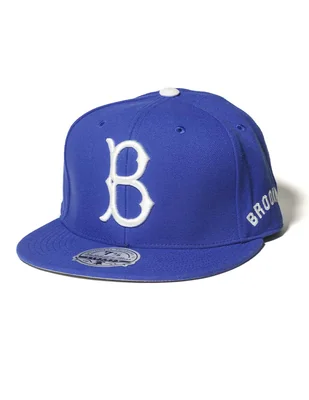 Gorra Azul Blanca Mitchell & Ness Brooklyn SH22293AB.
