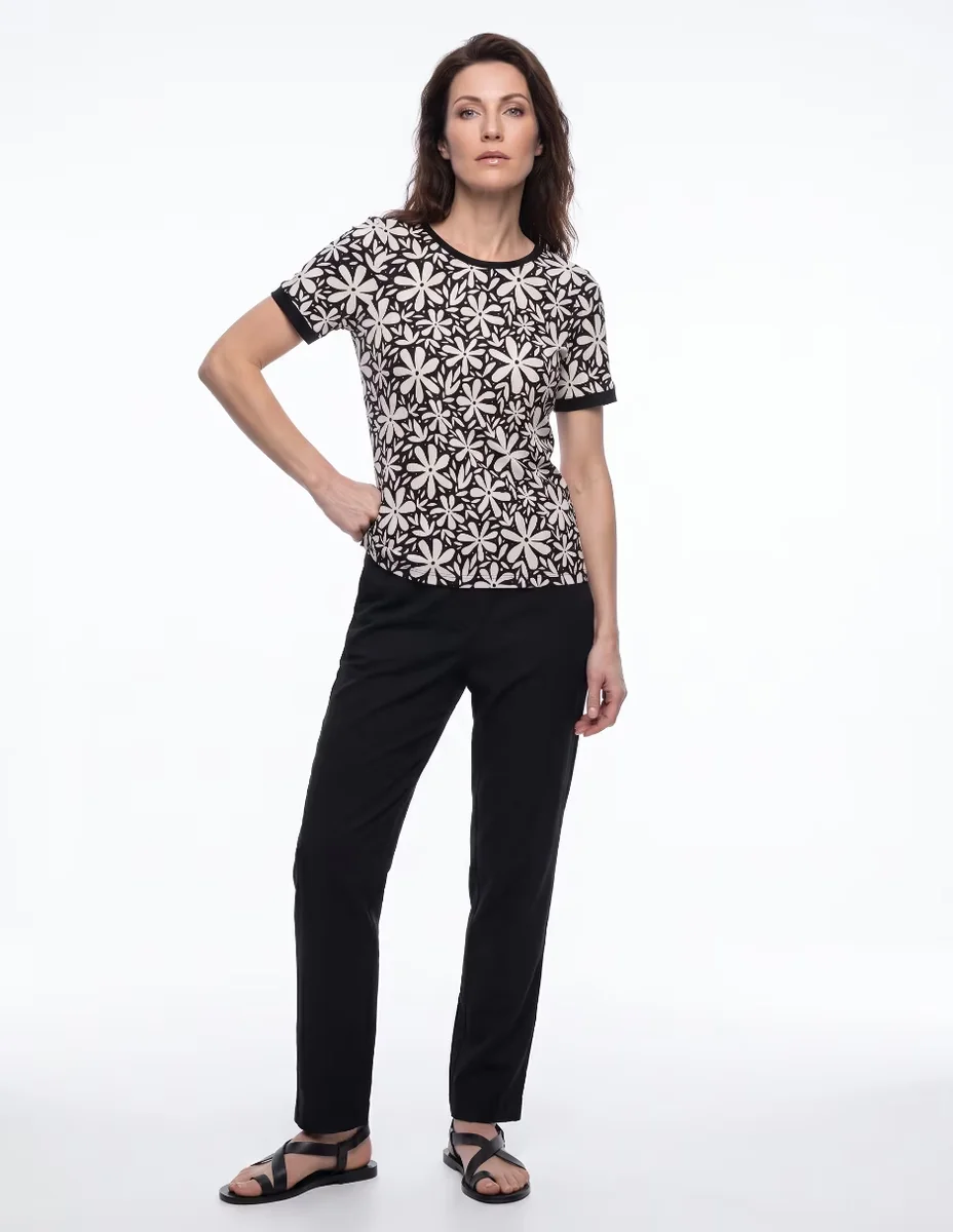 Playera manga corta cuello redondo para mujer