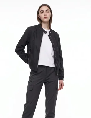 Chamarra impermeable para mujer
