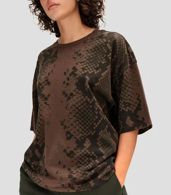 Playera cuello redondo manga corta snake marrón animal skin Mujer