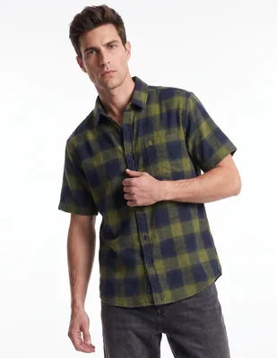 Camisa casual manga corta para hombre