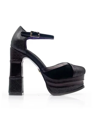 Zapatilla de piel