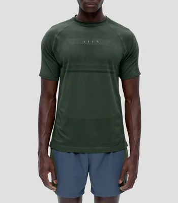 Playera para entrenamiento cuello redondo manga corta microdiseño Hombre