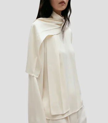 Blusa Lisa con Frunces Manga Larga Mujer