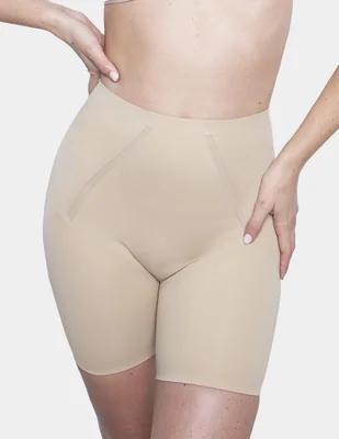 Faja tipo short con compresión media para mujer