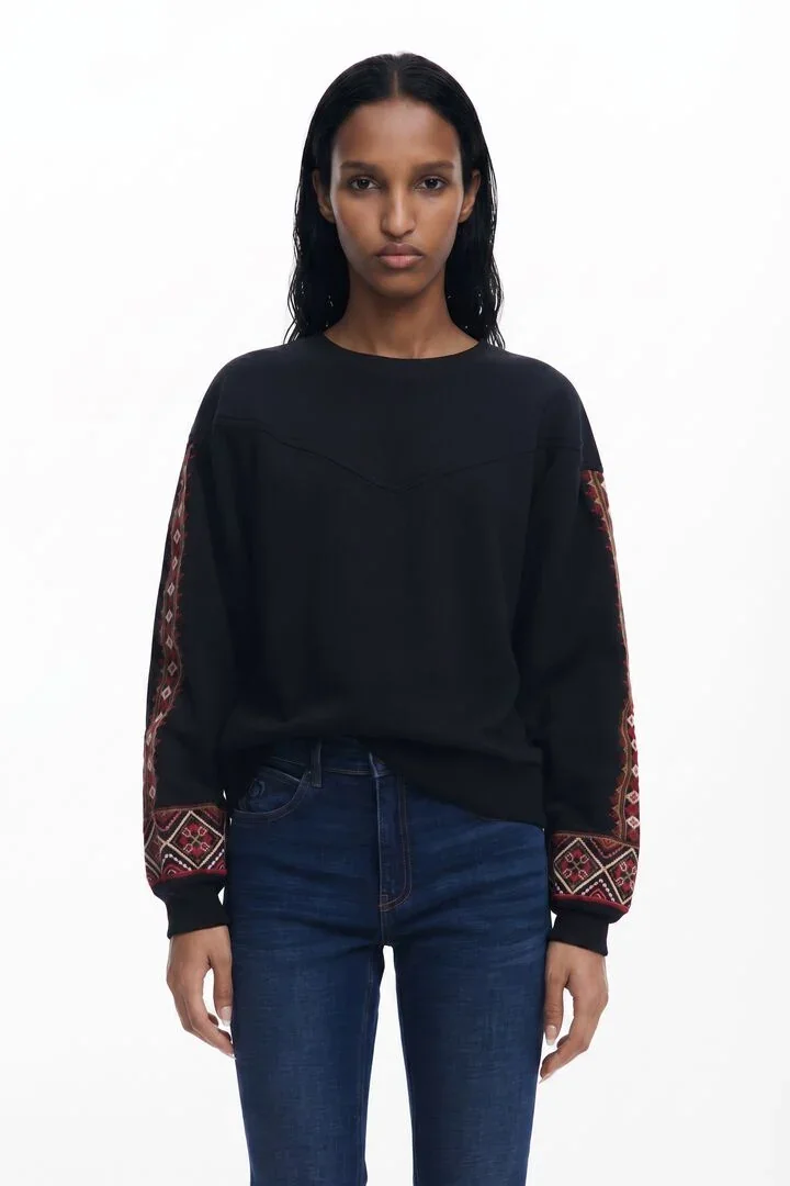 Sudadera étnica