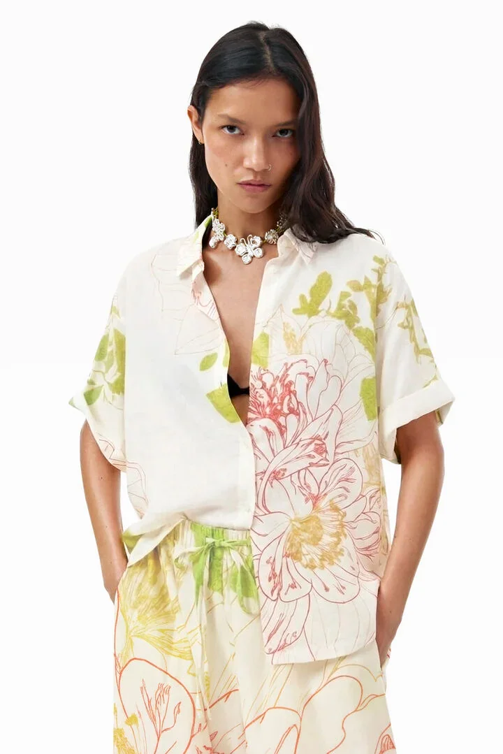 Camisa Flores Manga Corta