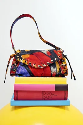 Bolso estampado mediano