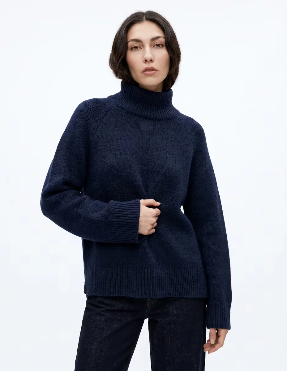 Suéter cuello alto para mujer