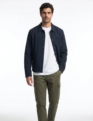 Chamarra casual con bolsillos para hombre