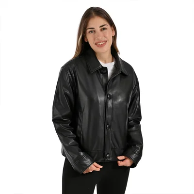 Chamarra Imitación Piel con Cuello Nine West para Mujer