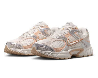Tenis Casuales Nike V5 RNR Beige para Mujer